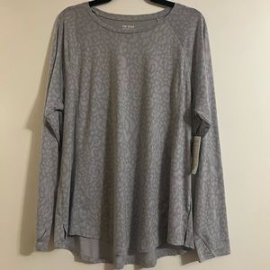 NWT Tek Gear long sleeve